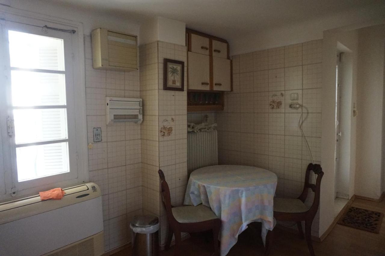 Independent Entrance Apt - 130M2 - Garden - Private Parking Atenas Exterior foto